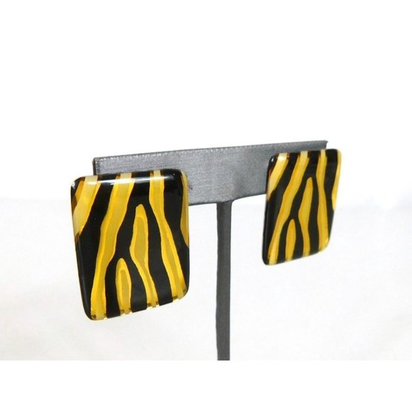 Animal Print Rectangle Shape Flat Pierced Earrings Pushback Closure - Picture 2 of 4